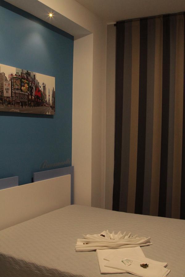 Santacroce B&B Барлетта Екстер'єр фото