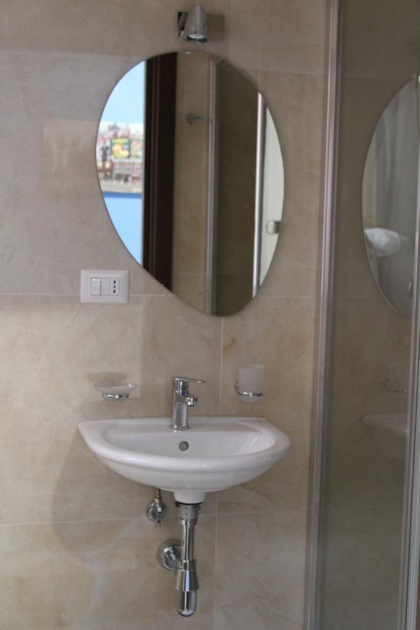 Santacroce B&B Барлетта Екстер'єр фото