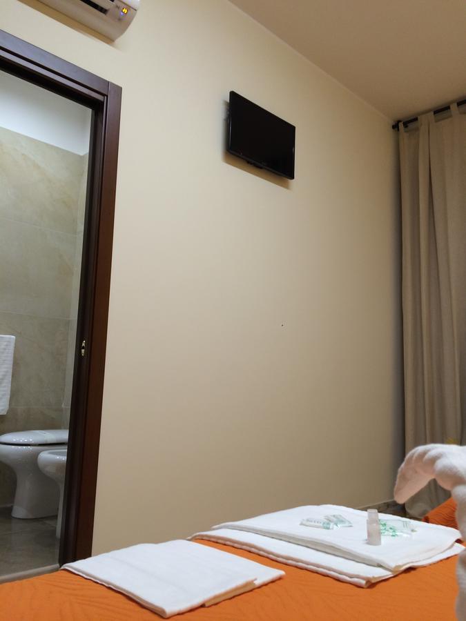 Santacroce B&B Барлетта Екстер'єр фото